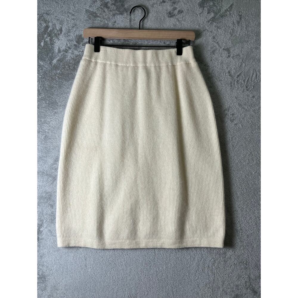 Vintage Ivory Lambswool Angora Beaded Ribbed Knit Sweater Skirt Set Quiet Luxury - Picture 8 of 13